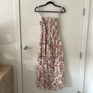 Old Navy Floral Dress with Open Back in Cream/Floral Print